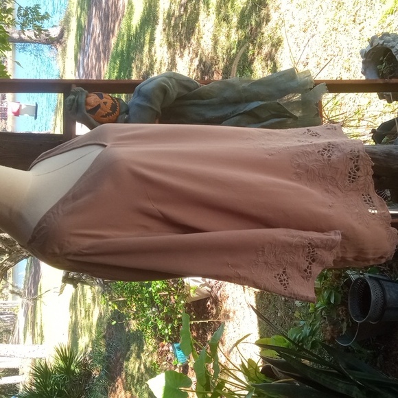 Forgotten Grace mocha brown cut out embroidered whimsical tunic - Picture 5 of 12